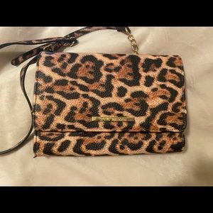 STEVE MADDEN LEOPARD PRINT PURSE